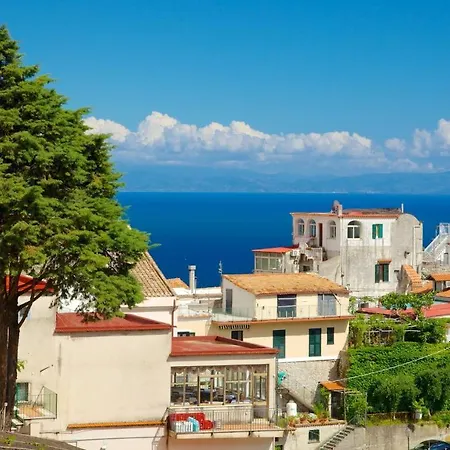 Dai Nonni Seaview With Roof Terrace Over The Sea Scala Exterior foto