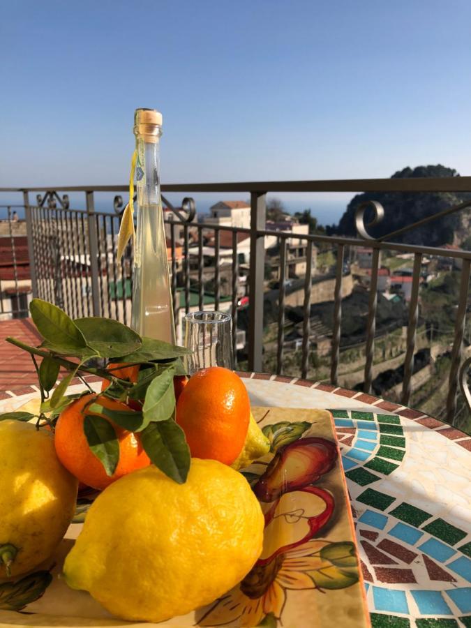 Dai Nonni Seaview With Roof Terrace Over The Sea *