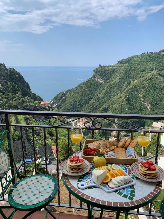 Dai Nonni Seaview With Roof Terrace Over The Sea *